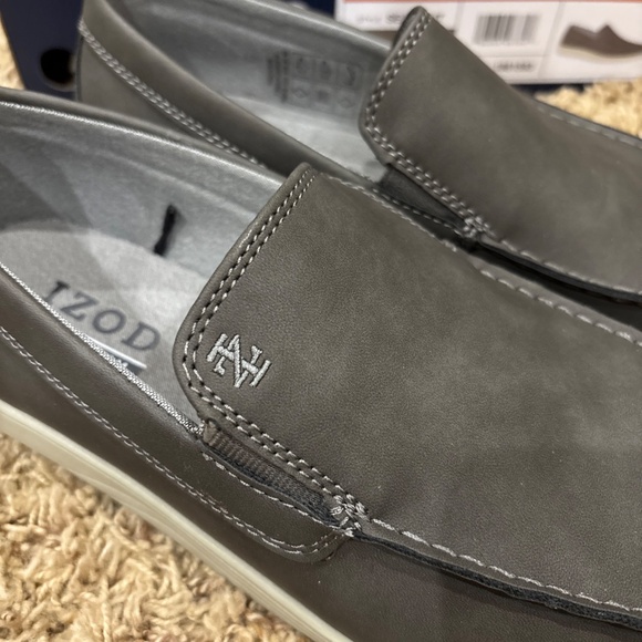 Izod Mens Seapoint Sneaker Loafer Slip On Shoe Size 10.5 Gray New - Picture 9 of 12
